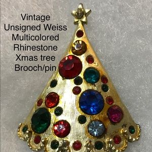 Vintage unsigned Weiss Xmas tree brooch/pin
